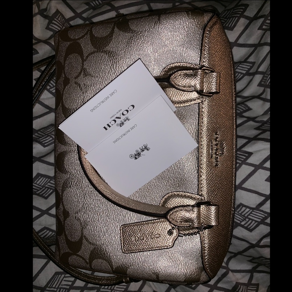 🌺SOLD🌼Coach mini Bennett